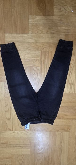 Joggersy chłopięce 128