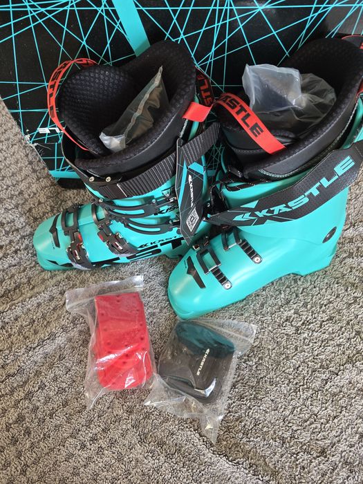 Buty Narciarskie KASTLE 26.5