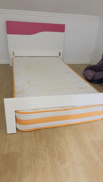 Cama Madeira menina