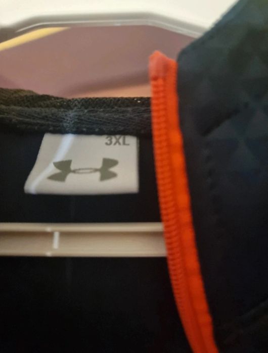 Bluza Under Armour xxl kaptur zamek
