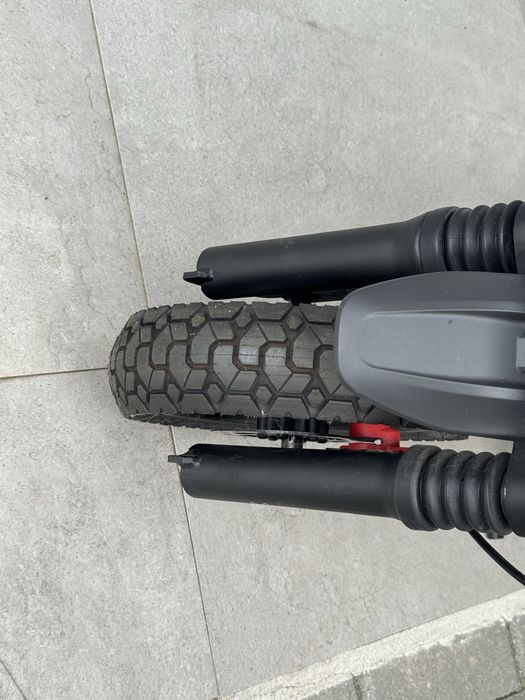 Trotinete NineBot ZT3 PRO