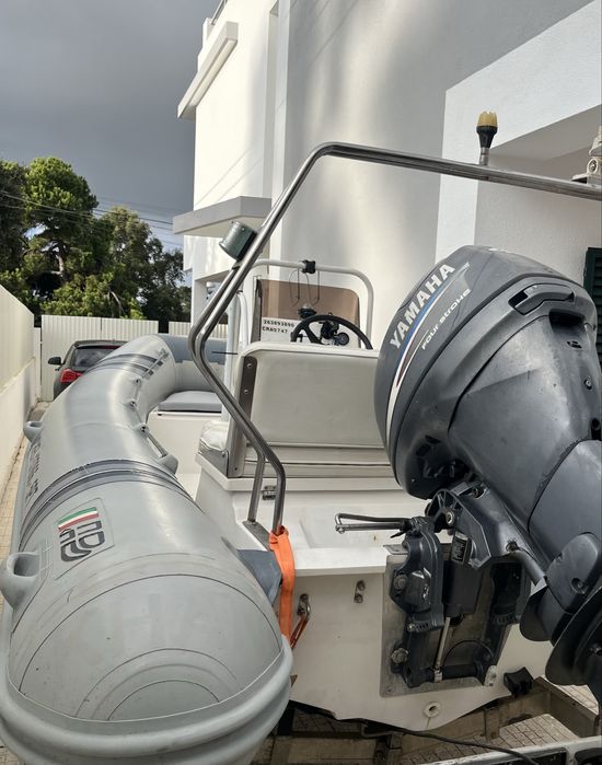 Semi-Rigido AB (italiano) com 4,30m