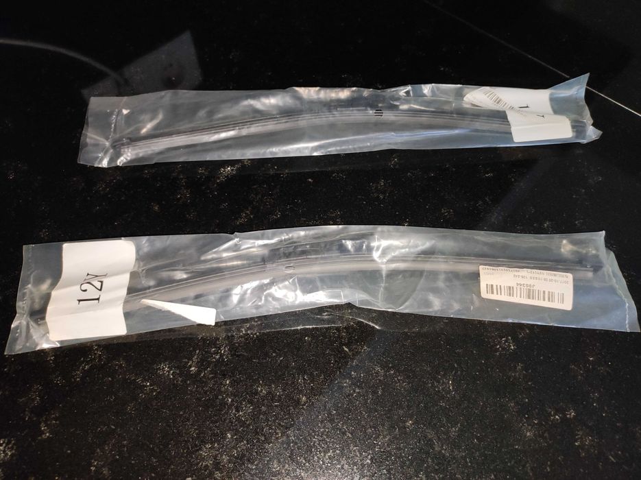 Escova limpa-vidros traseira BMW Série 1 - NOVA