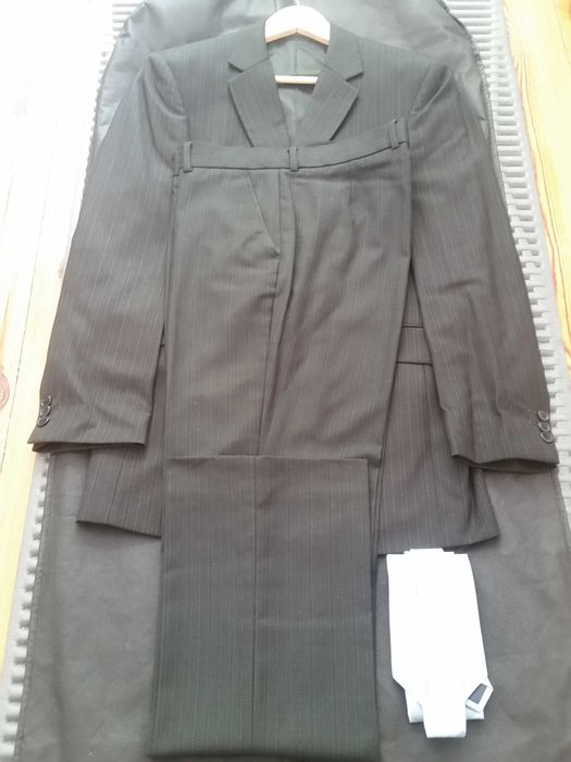 Garnitur Burton i spodnie plus krawat