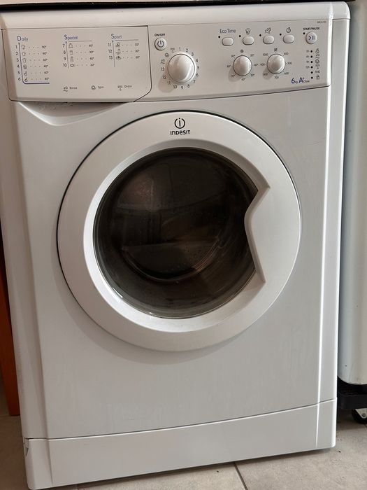 Maquina lavar roupa indesit