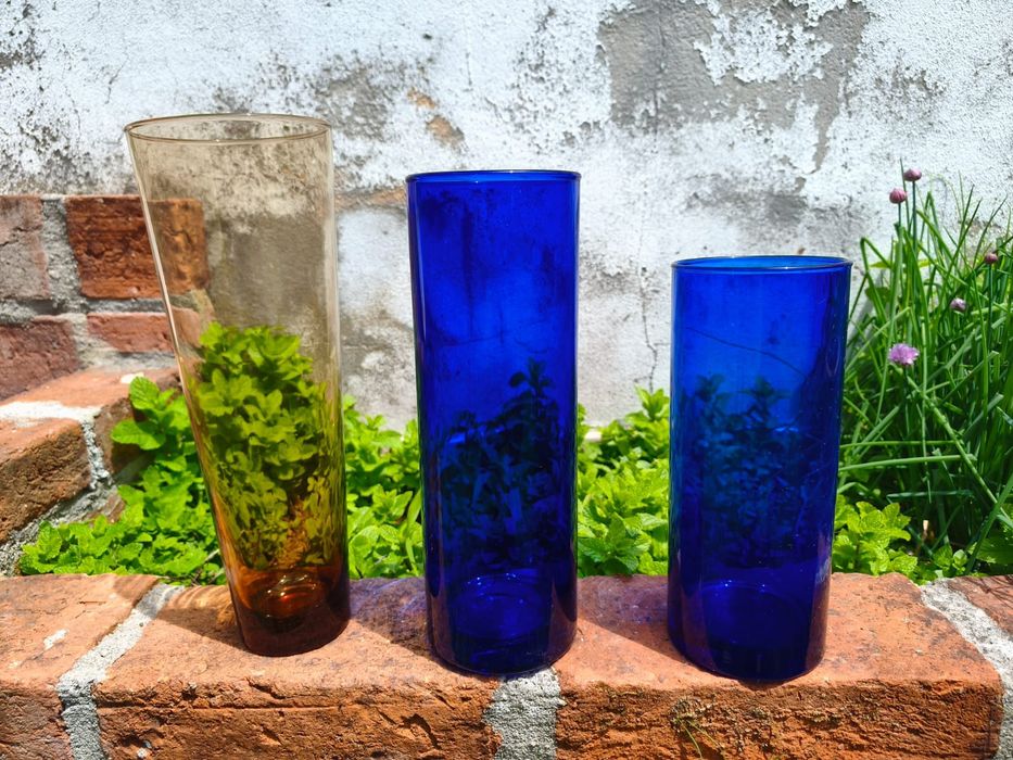 Stock de jarras de vidro colorido (não foi pintado)