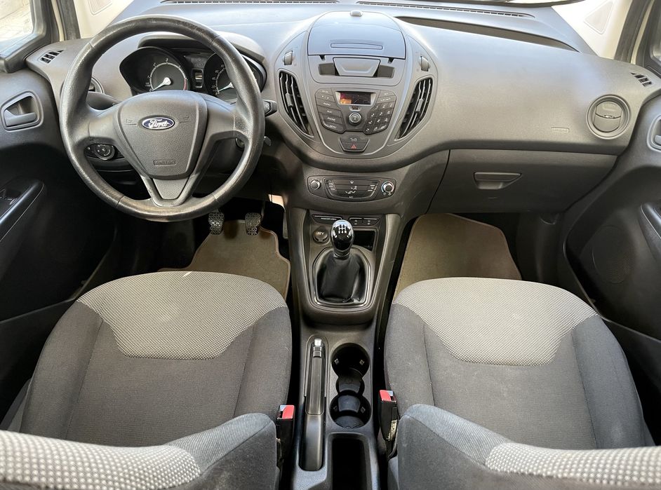 Ford Tourneo courier 1.5 d