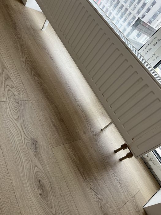 Вкладання ламінату / вінілу SPC / плінтус / укладка ламината/ винил