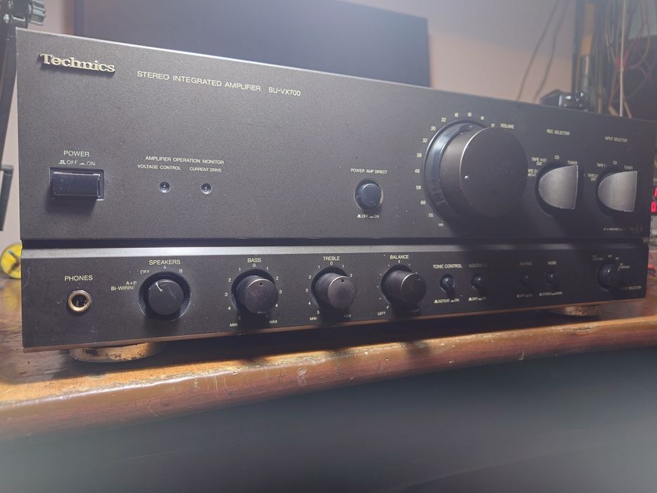 Technics su v700
