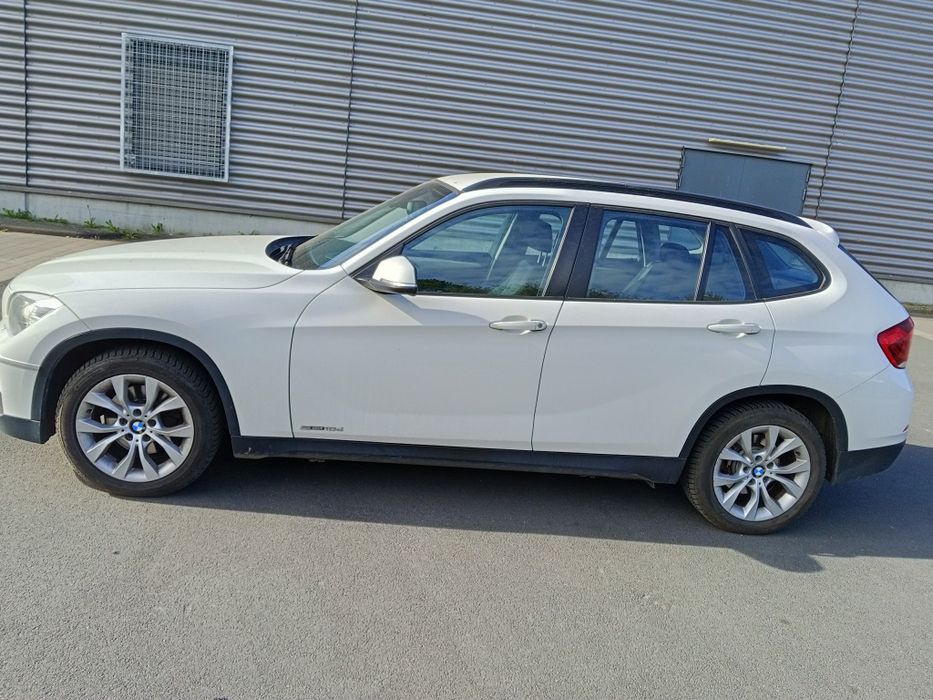 Sprzedam Zamienie  BMW X1 rok 2013
