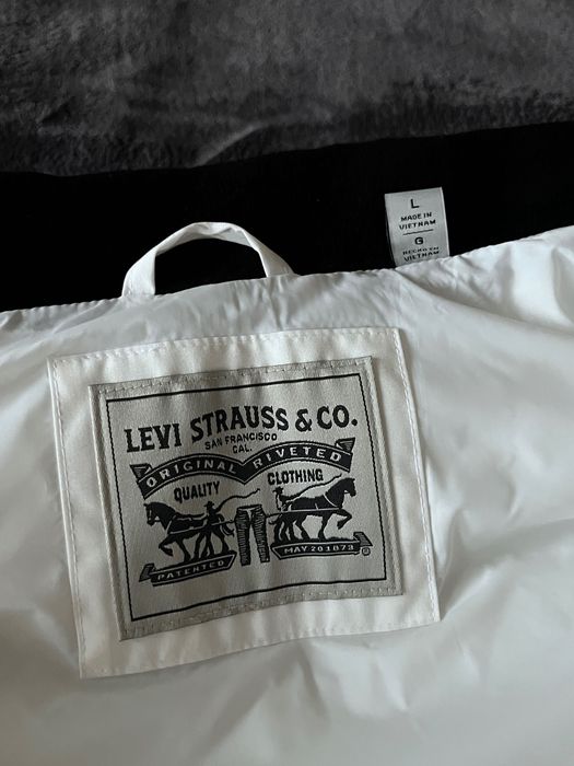 Męska zimowa kurtka puchowa Levi’s L USA