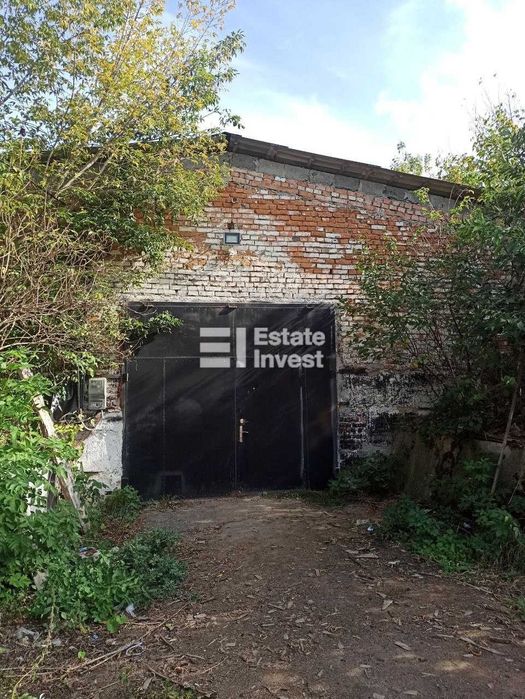 Продам приміщення у с. Новоселиця, Хмельницька обл.