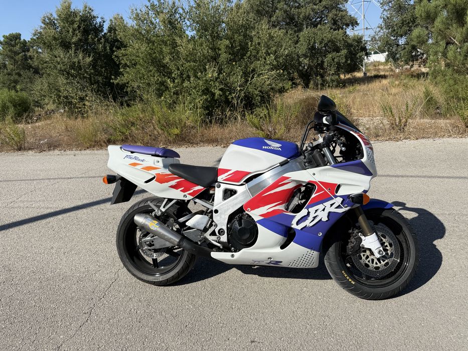 Honda cbr900rr sc28 nacional