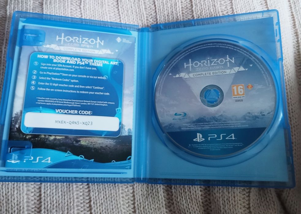 Vendo jogo Horizon Zero Dawn