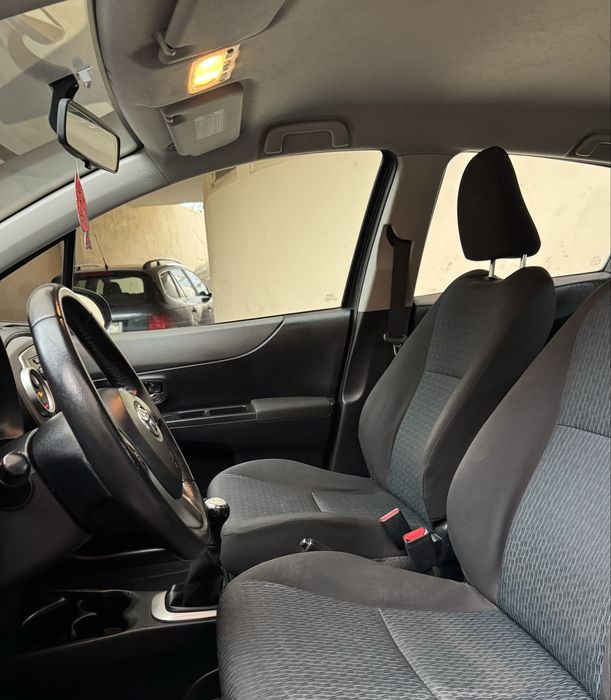 Toyota Yaris 1.0 VVT-i - Sport - Gasolina - Nacional