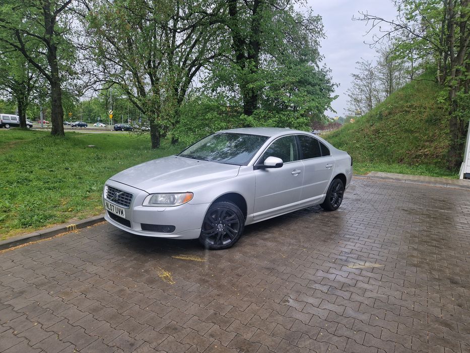 Volvo S80