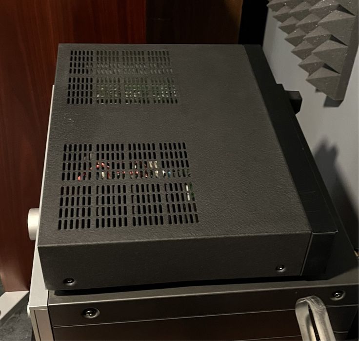 Linn Powertek - amplificador de potência stereo