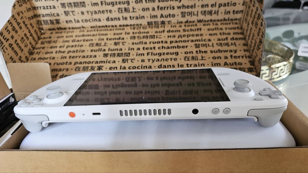 Steam deck Oled 1TB Limited Edition (White)