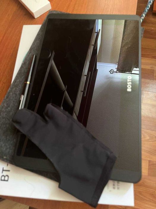 Графічний планшет BOSTO BT-12HD-A + Norton 360 Deluxe