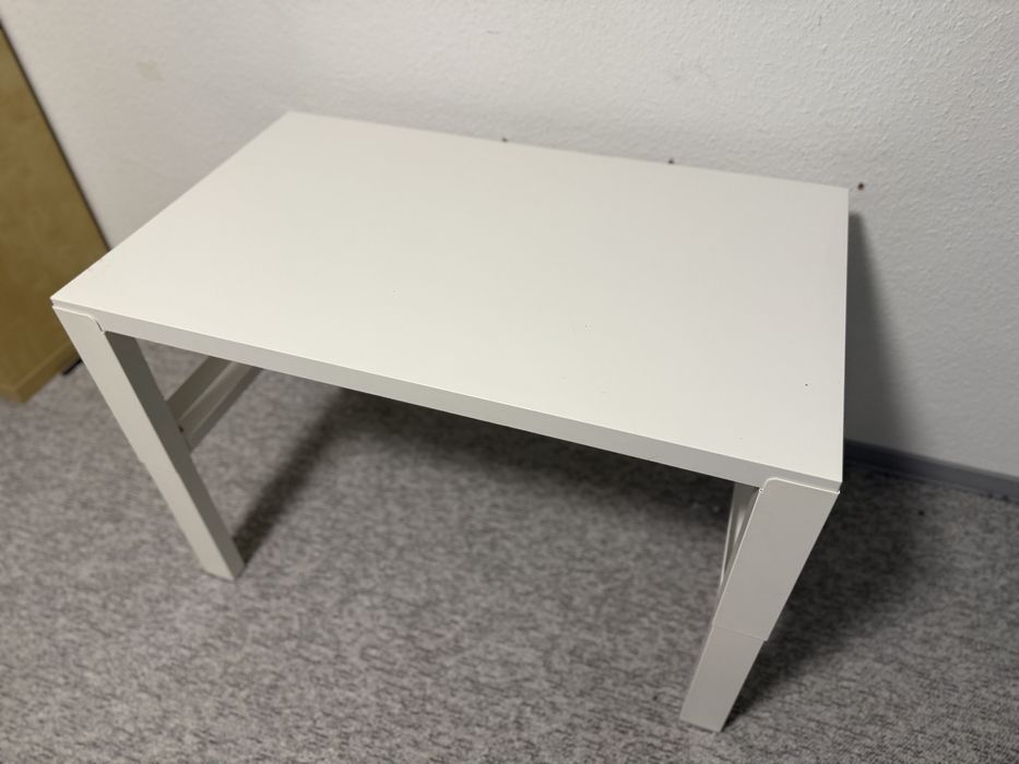 Biurko PAHL z IKEA + krzesło biurowe dla dzieci ÖRFJÄLL
