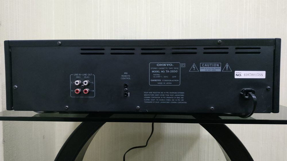Касетна дека Onkyo Integra TA-2850 ! 3 Motors ! Зроблено в Японії !