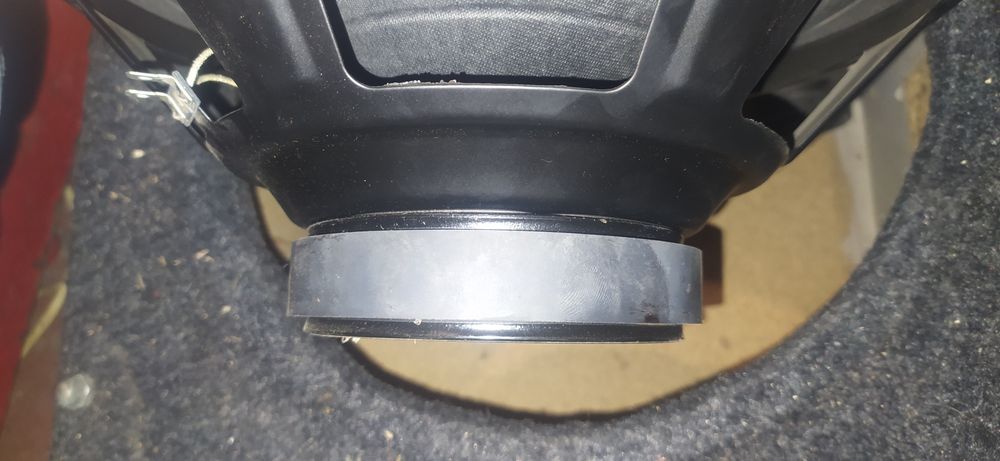 Продам сабвуфер 12 дюймов