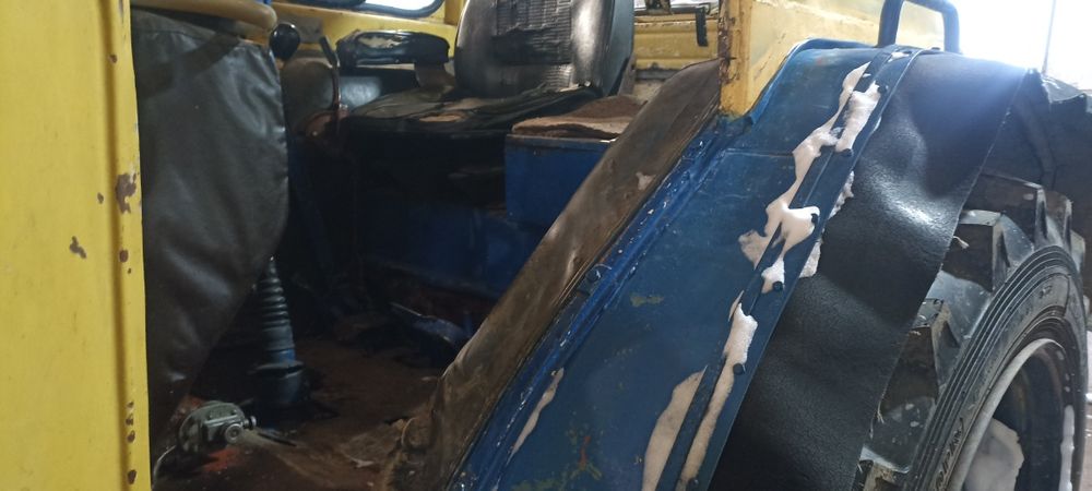 Мала кабіна трактора юмз