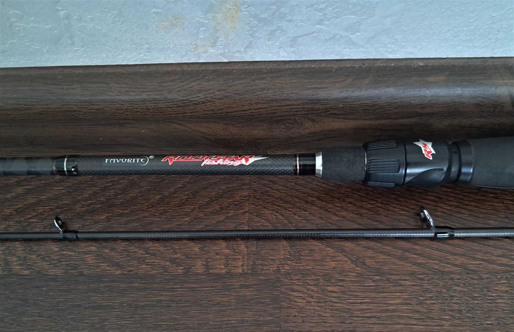 Спінінг Favorite Rockstar RSS-792L-S 2.36m 2-10g Ex.Fast (25% вартості)