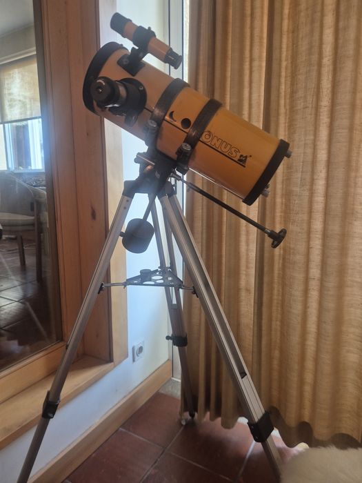 Telescópio Konus Konusmotor 500