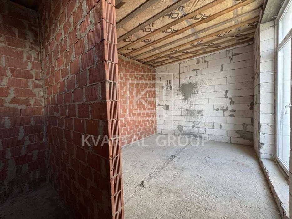 Продається дуплекс в Стоянці з готовими комунікаціями, ТОП локація!