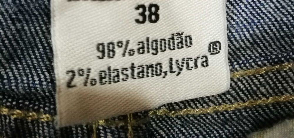 Calções ganga - tamanho 38 novos!