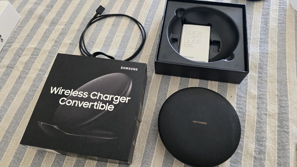 Apple Magic Mouse 2 e Leather Wallet. Wireless chargers Samsung. Airpo