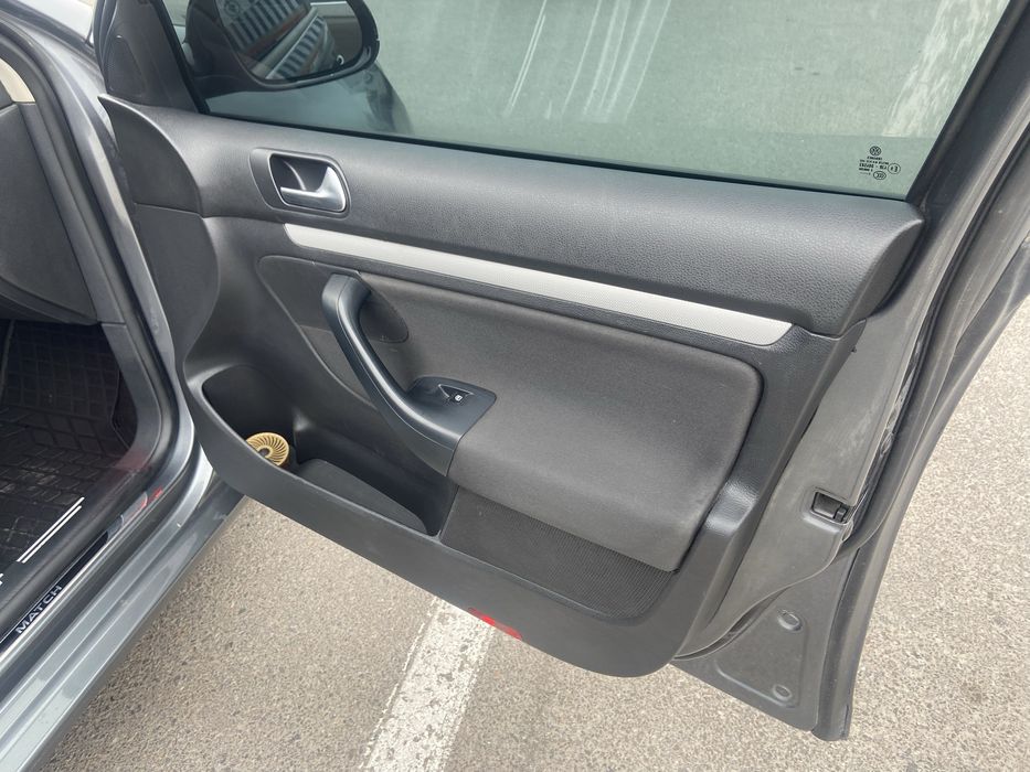 Volkswagen golf 6 1.6tdi