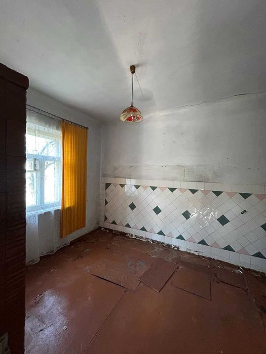 Продаж частини будинку в Центрі, вул. Плоска, 3 сотки землі, можливий продаж під державні програми