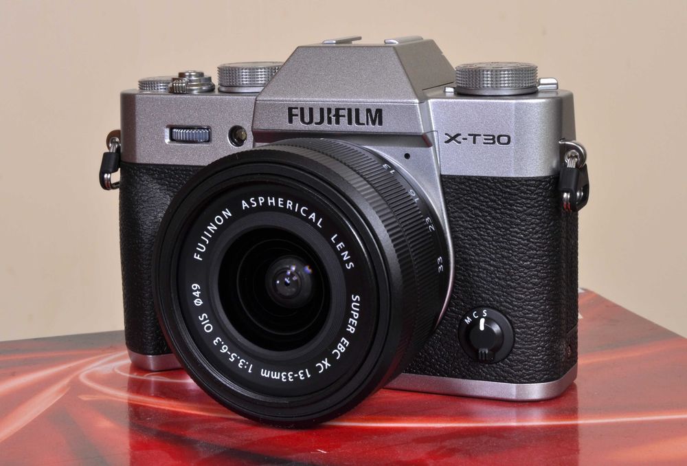 Fuji X-T30III  Novo + Fuji Xc 13x33 OIS, novo, garantia 3 anos
