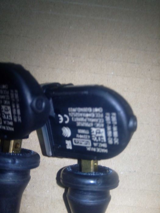 4x CZUJNIKI Ciśnienia opon  TPMS FORD
