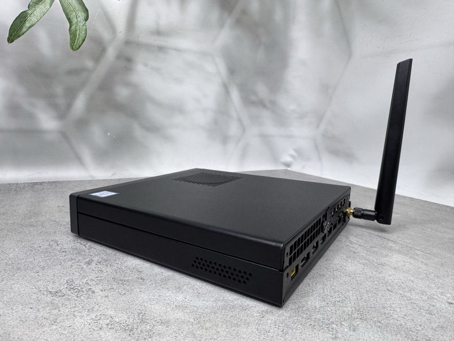 Quadro P1000 4GB/Lenovo Thinkstation P330 Tiny/i7-8700T/16GB/256GB SSD