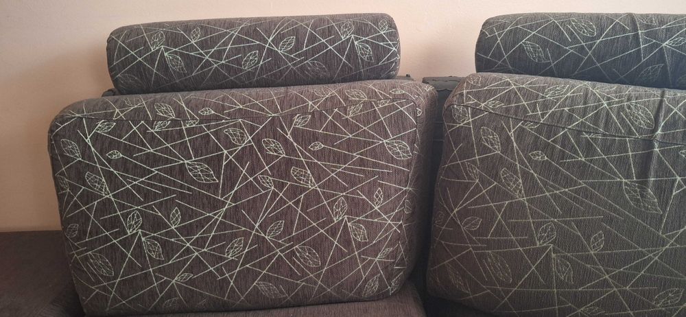 Sofá de canto castanho