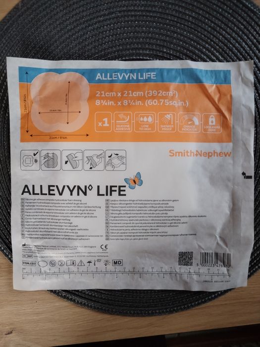 Allevyn Life 21x21cm hydrokomórkowy opatrunek piankowy