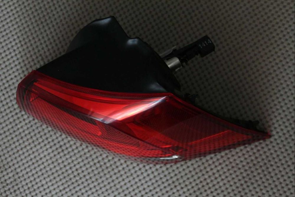 Farolim traseiro direito VW GOLF MK7/MK7.5