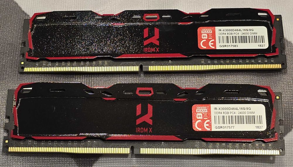 Pamięć GoodRam IRDM X, DDR4, 3000MHz, CL16 16GB 2x8GB