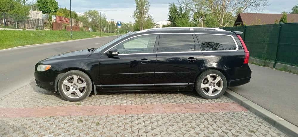 Volvo V70 VOLVO V70 Summum 2.0F+LPG