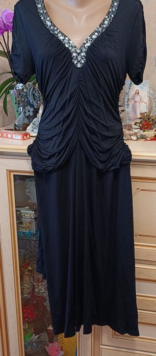 Плаття/сукні розмір 48-54