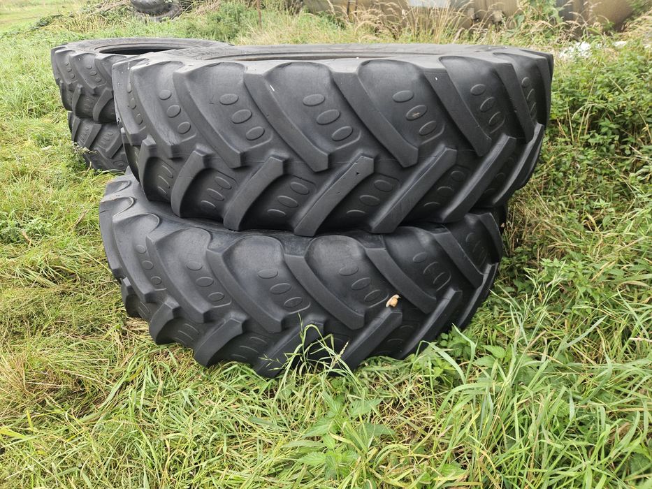 Opony 520/85 r42 (20.8 r42) BKT AGRI MAX