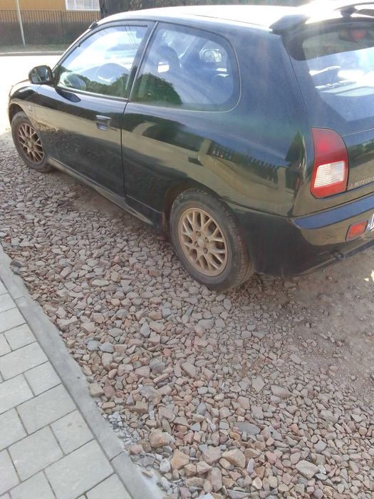 Mitsubishi colt 1.3
