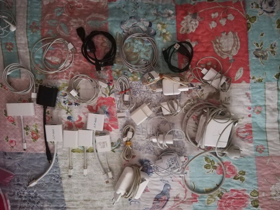 Vendo vários materiais informática.64171734930433120