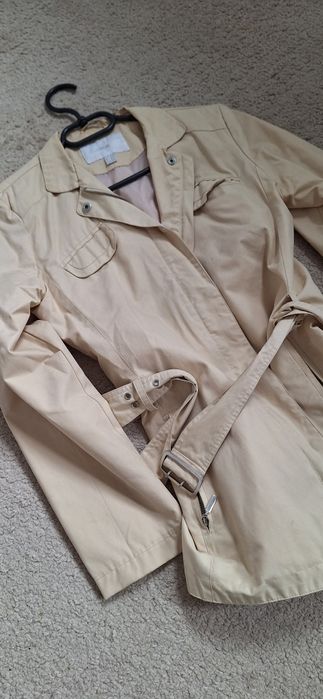 Jesienna kurtka narzutka