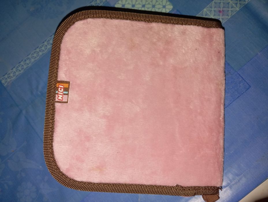 Bolsa CDs Nici em veludo