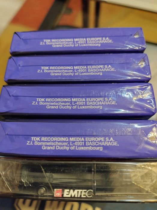 Kasety magnetofonowe nowe czyste