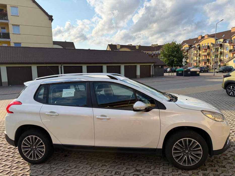 Samochód Peugeot 2008
